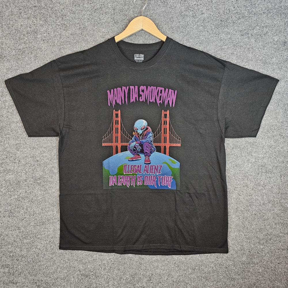 Mainy Da $mo&eman "Illegal Alienz" Tee - Golden‎ Gate Bridge Alien Graphic 🔥
